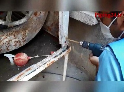 تعمیر شناور کولر بدلیل پوسیدگی بدنه 3