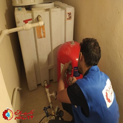 نصب پمپ آب خانگی و منبع در رشت1